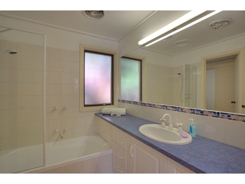 2 Dunraven Court, Langwarrin VIC 3910