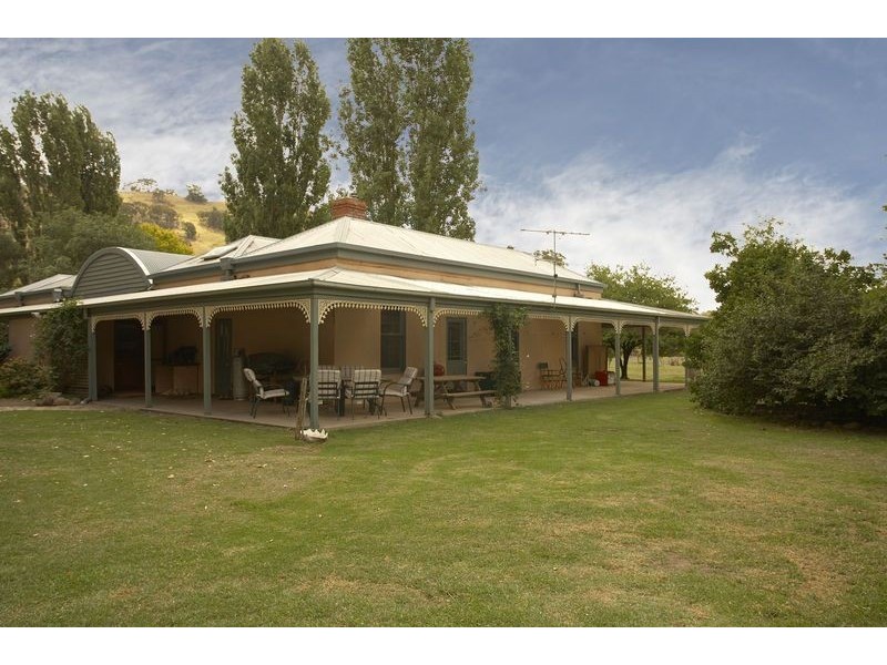 534 Watchbox Creek Road, Molyullah VIC 3673