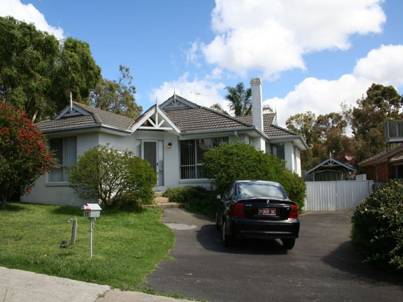 13 Peter Court, Langwarrin VIC 3910