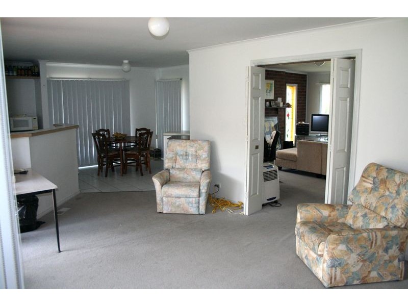 13 Peter Court, Langwarrin VIC 3910