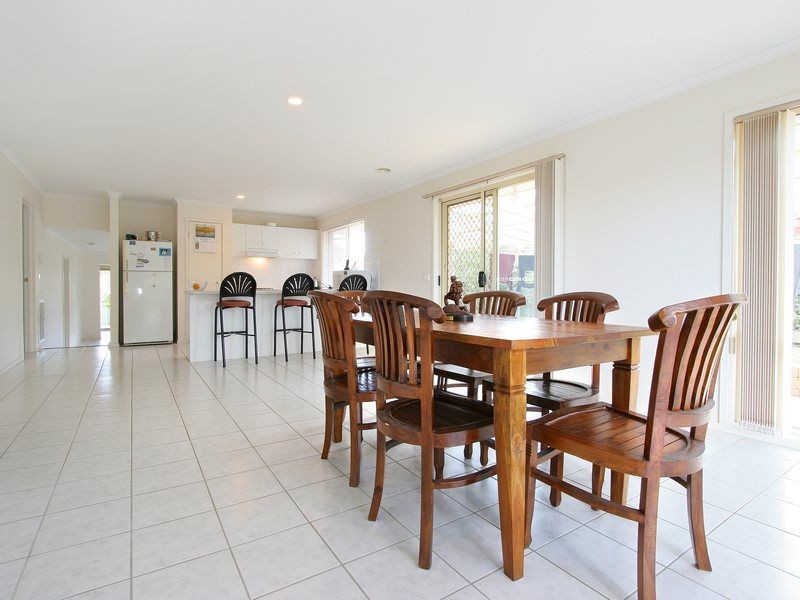 8 Romsey Place, Langwarrin VIC 3910