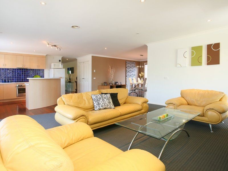 12 Ebony Dr, Langwarrin VIC 3910