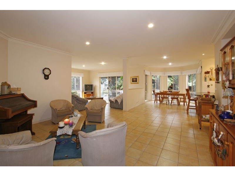 3 Honey Myrtle Court, Langwarrin VIC 3910