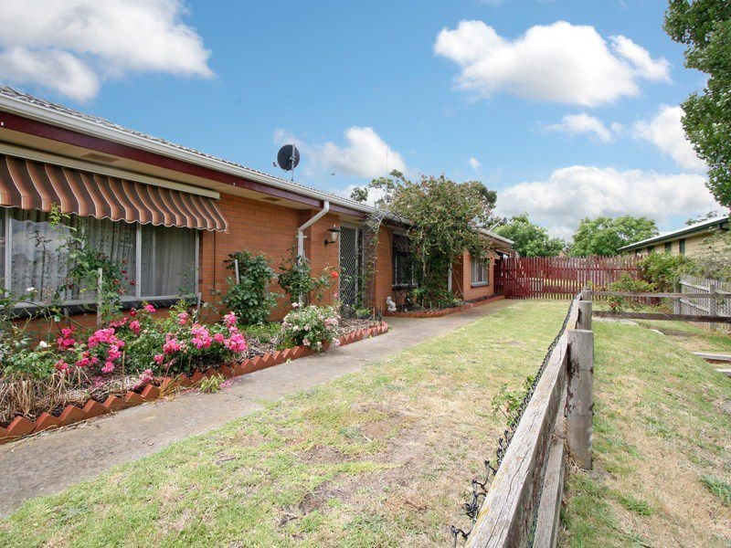 6 Jane Court, Langwarrin VIC 3910