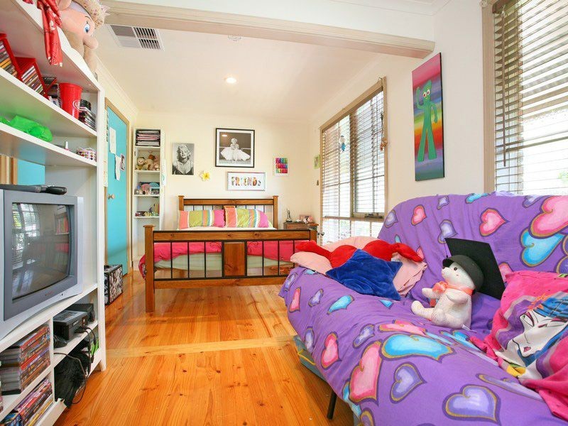 2 Epacris Court, Langwarrin VIC 3910