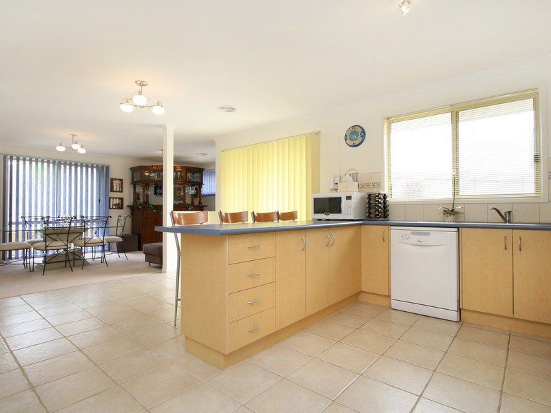 10 Trentham Way, Langwarrin VIC 3910