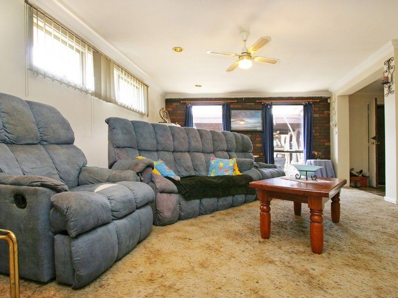 99 Warrandyte Rd, Langwarrin VIC 3910