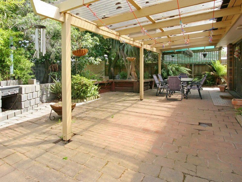 99 Warrandyte Rd, Langwarrin VIC 3910