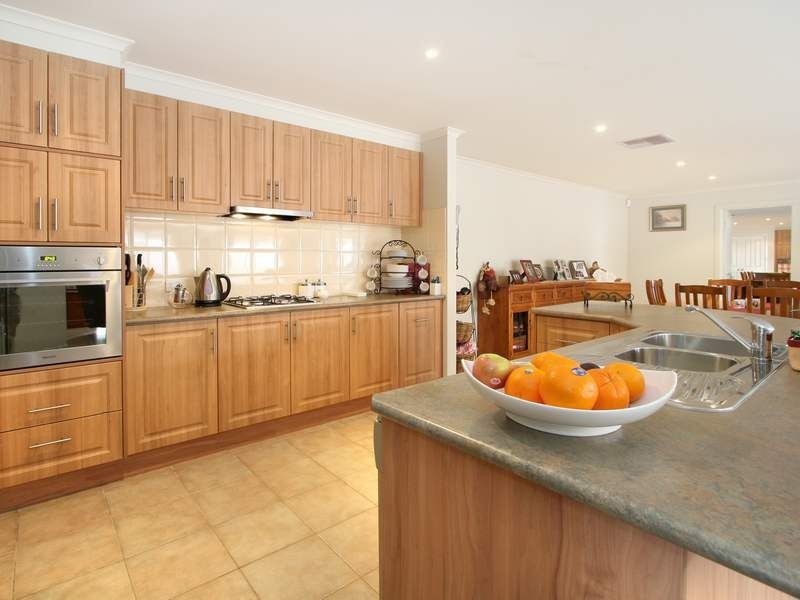 31 Apple Berry Avenue, Langwarrin VIC 3910