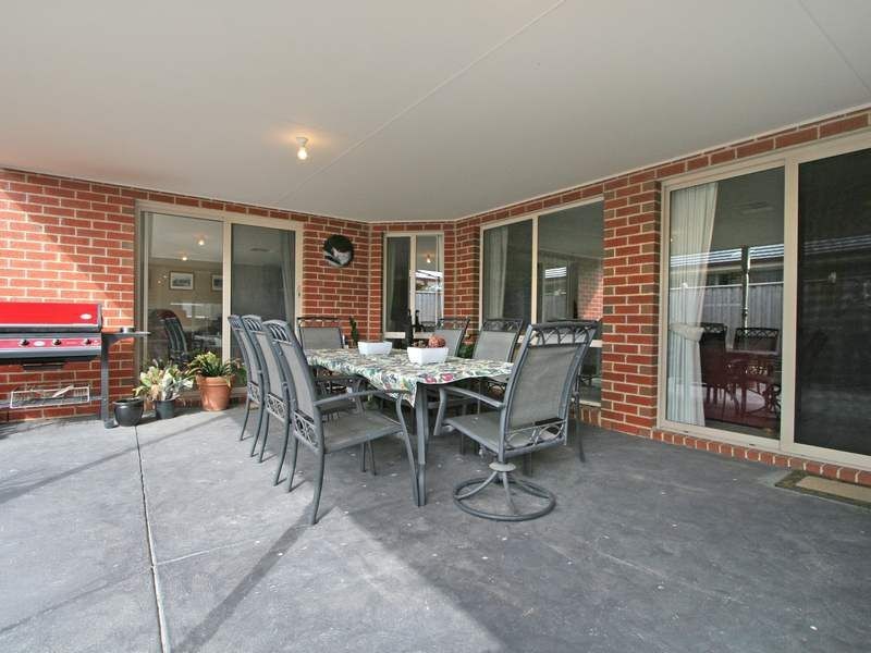 31 Apple Berry Avenue, Langwarrin VIC 3910