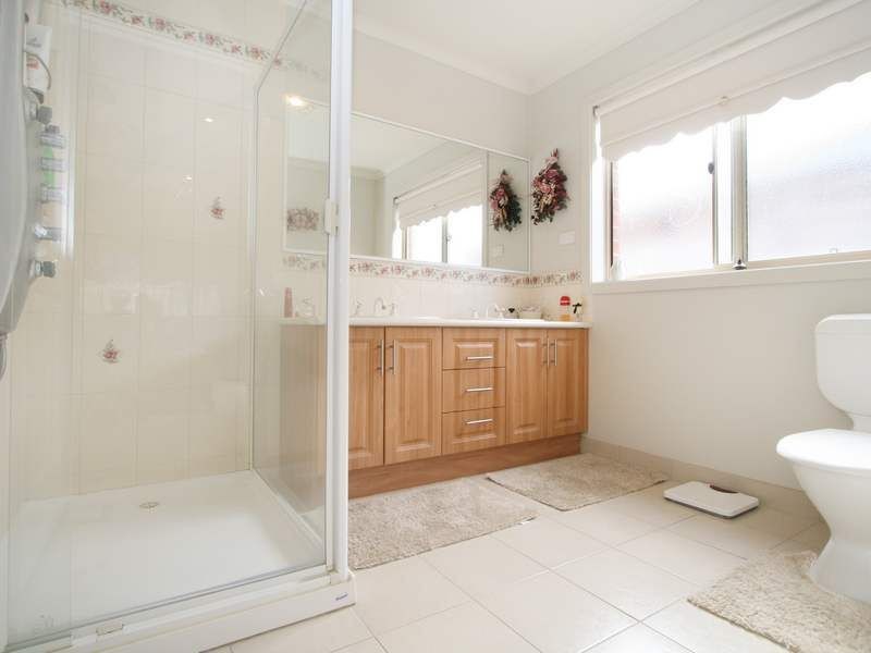 31 Apple Berry Avenue, Langwarrin VIC 3910