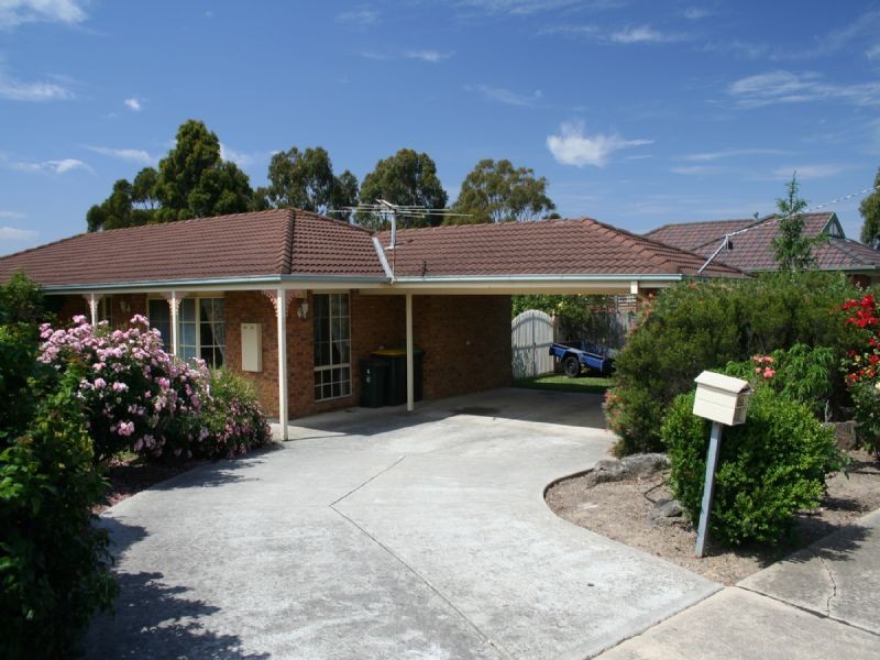 20 Richard Dr, Langwarrin VIC 3910