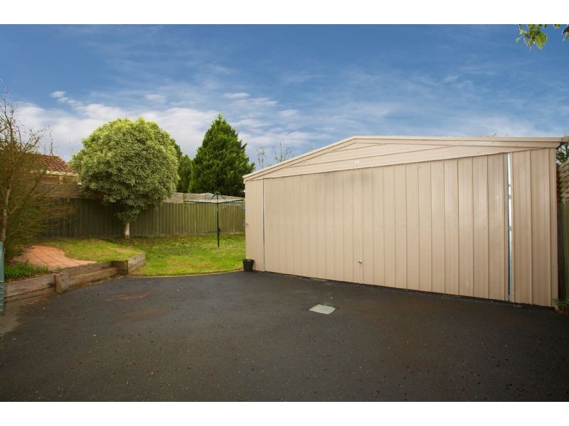 4 Diana Court, Langwarrin VIC 3910