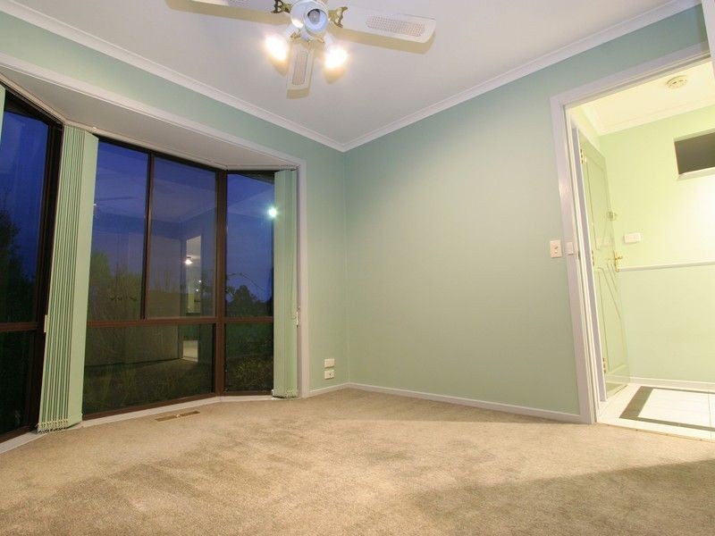 4 Avon, Langwarrin VIC 3910