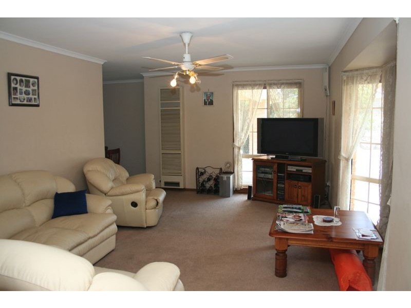 20 Richard Dr, Langwarrin VIC 3910