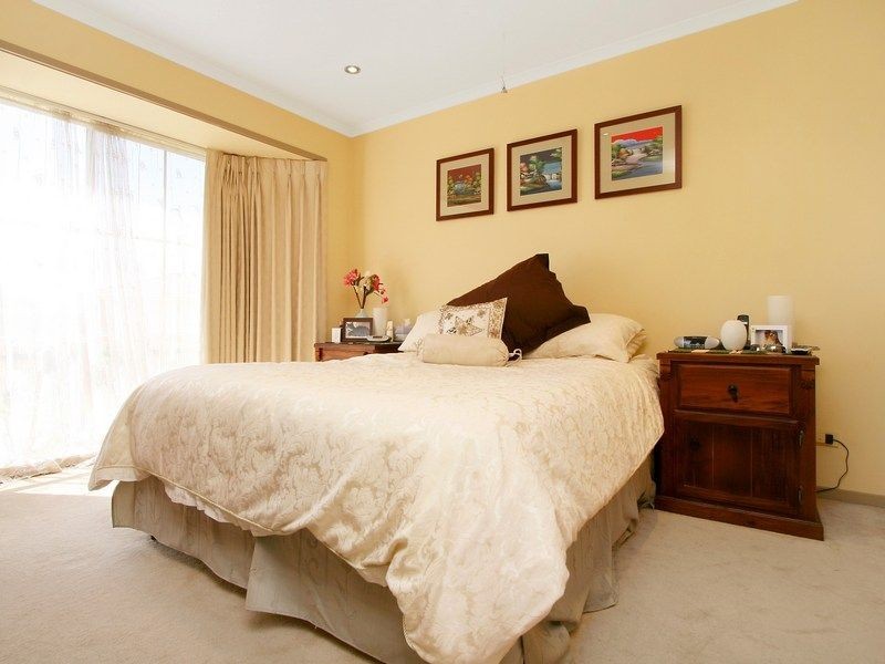 6 Gleeson Crt, Langwarrin VIC 3910