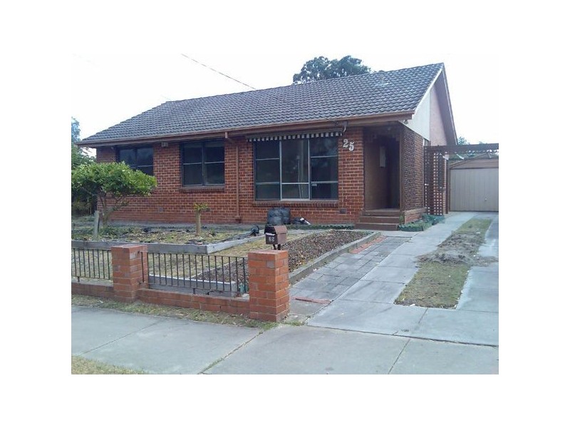 25 Coolgardie Street, Frankston North VIC 3200