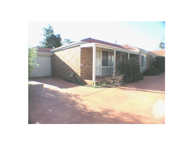 2/57 Southgateway, Langwarrin VIC 3910