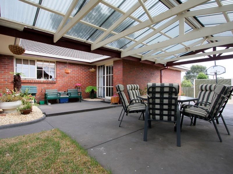 3 Freeman Pl, Langwarrin VIC 3910