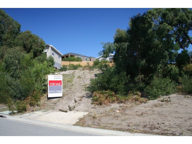 8 Sugar Glider Place, Langwarrin VIC 3910