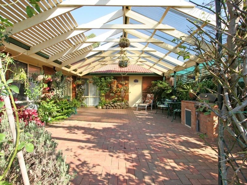 17 Dunn Crescent, Langwarrin VIC 3910