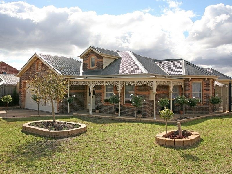 6 Hedgely Court, Langwarrin VIC 3910