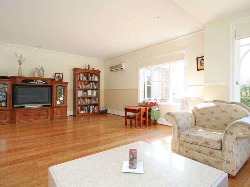 6 Hedgely Court, Langwarrin VIC 3910