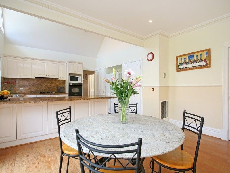 6 Hedgely Court, Langwarrin VIC 3910