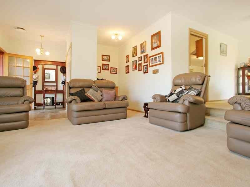 2 Porosa Crt., Langwarrin VIC 3910