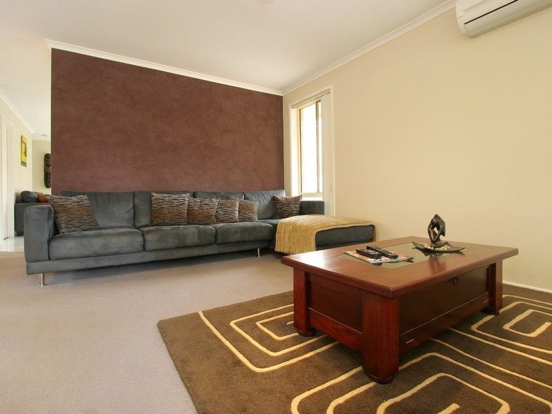 4 Grasswren Close, Langwarrin VIC 3910