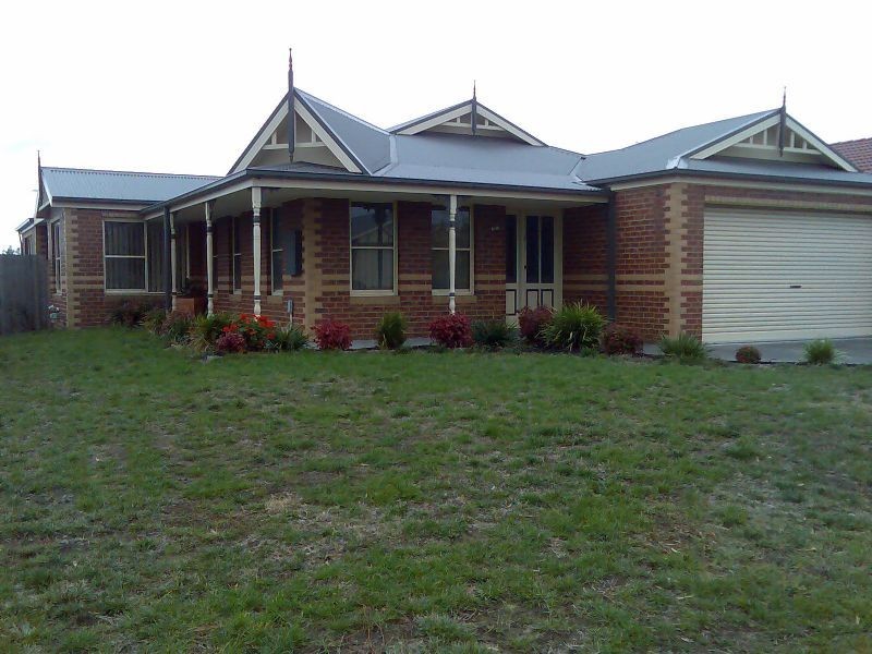 11 The Belfry, Cranbourne VIC 3977