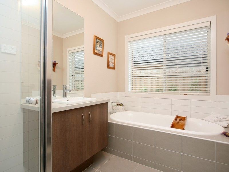 20 Park Valley Crescent, Langwarrin VIC 3910