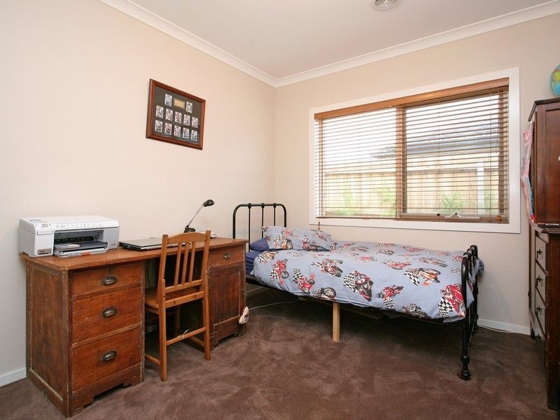 20 Park Valley Crescent, Langwarrin VIC 3910