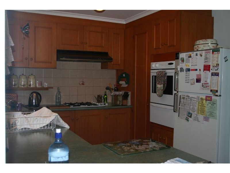 6 Hakea Crt, Langwarrin VIC 3910