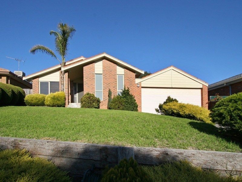 10 Kate Court, Langwarrin VIC 3910