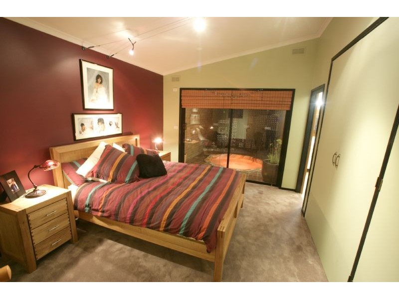 8 Langwarrin Crecent, Langwarrin VIC 3910