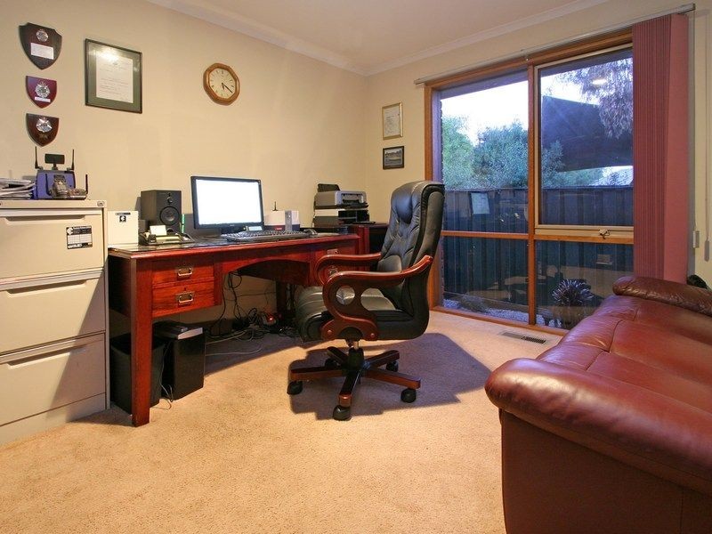 9 Burgess Drive, Langwarrin VIC 3910