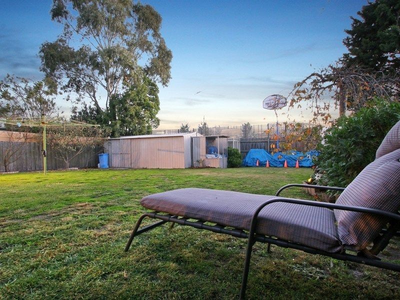 9 Burgess Drive, Langwarrin VIC 3910