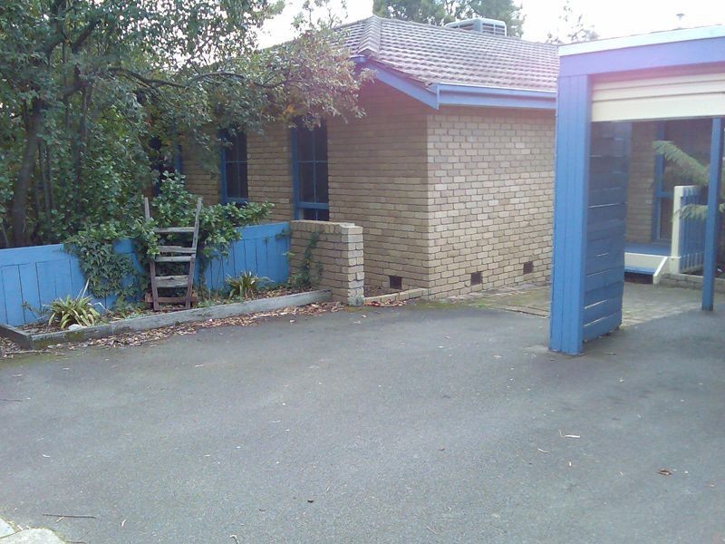 18 Leawarra Pde, Frankston VIC 3199