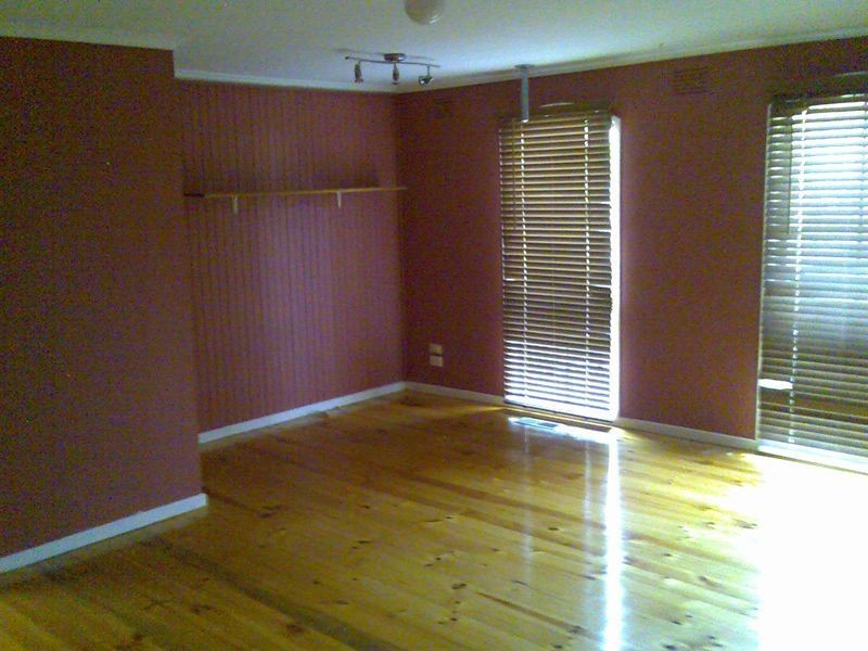 18 Leawarra Pde, Frankston VIC 3199