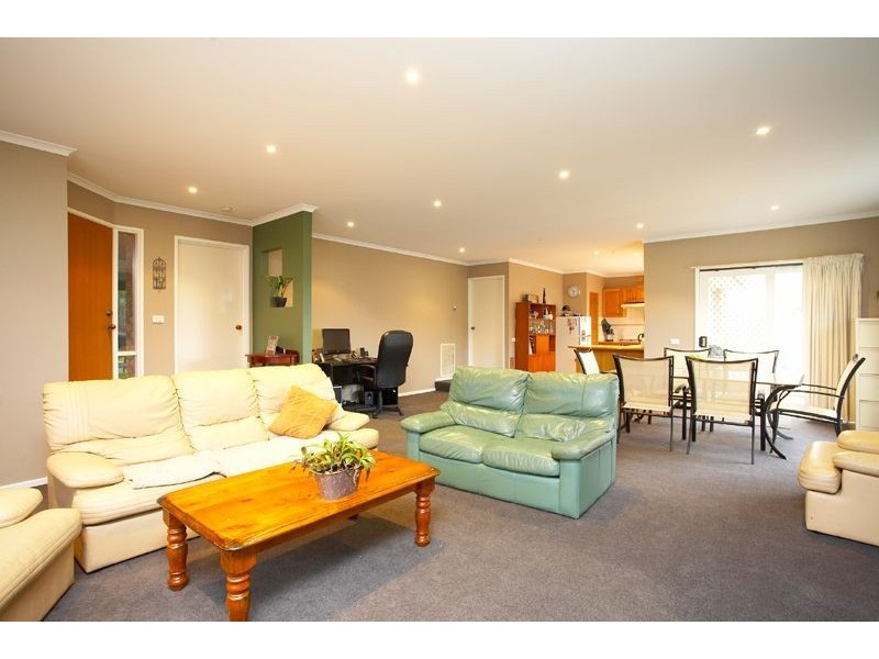 4 Diana Court, Langwarrin VIC 3910