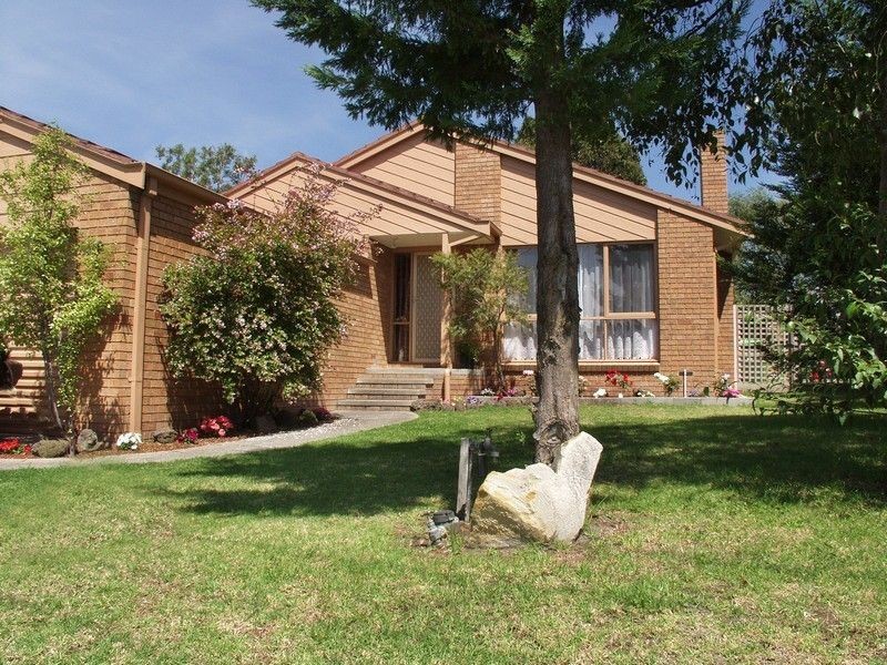 25 Wahgunyah Crt, Langwarrin VIC 3910