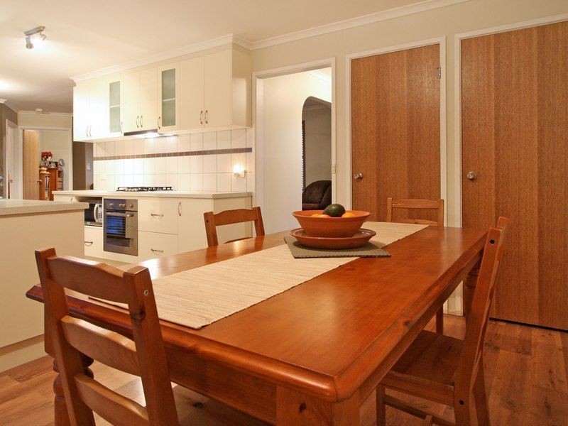 4 Lois Court, Langwarrin VIC 3910