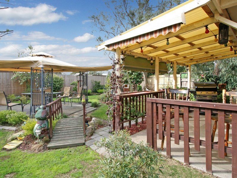 17 Lorraine Avenue, Langwarrin VIC 3910