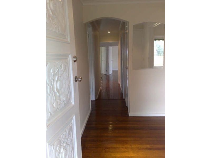 10 Elisden Drive, Seaford VIC 3198