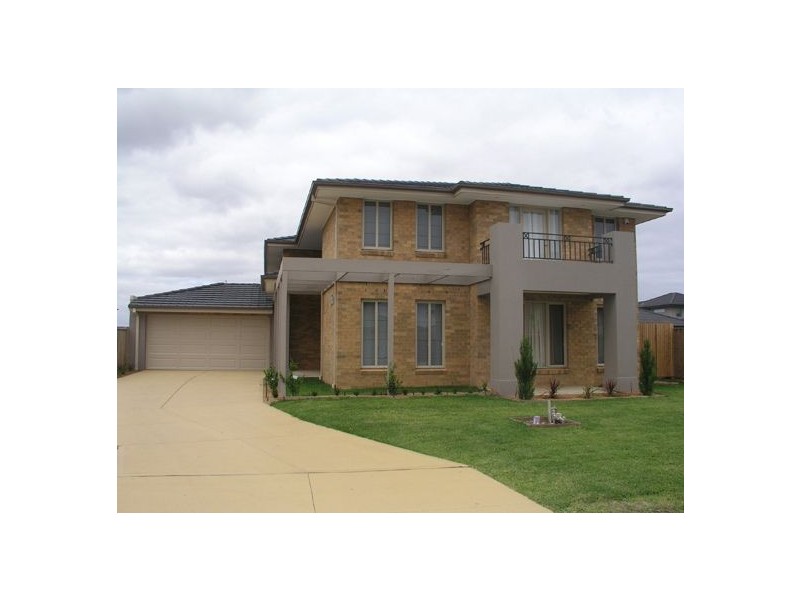 8 Wills Court, Sandhurst VIC 3977