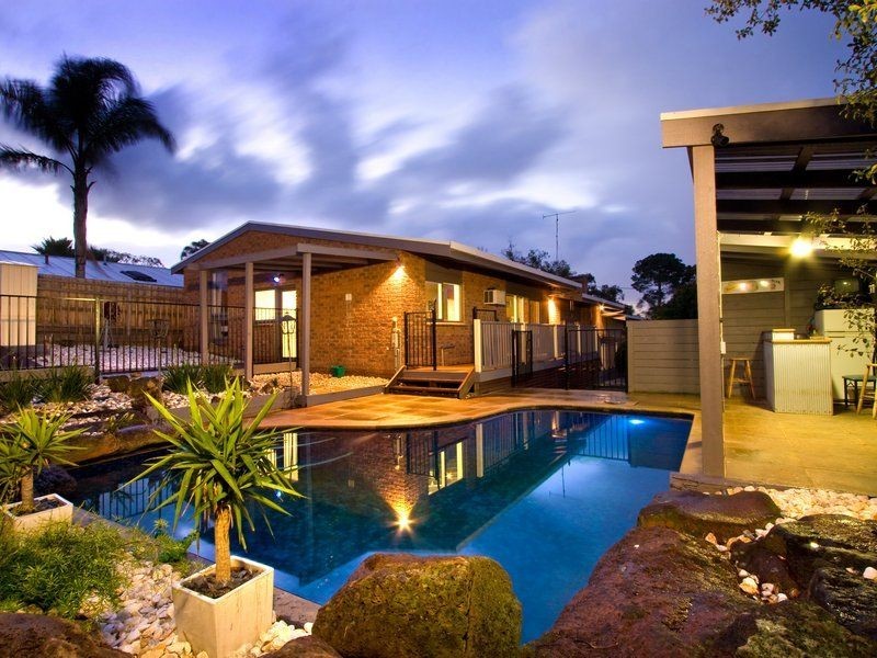 16 Larch St, Langwarrin VIC 3910