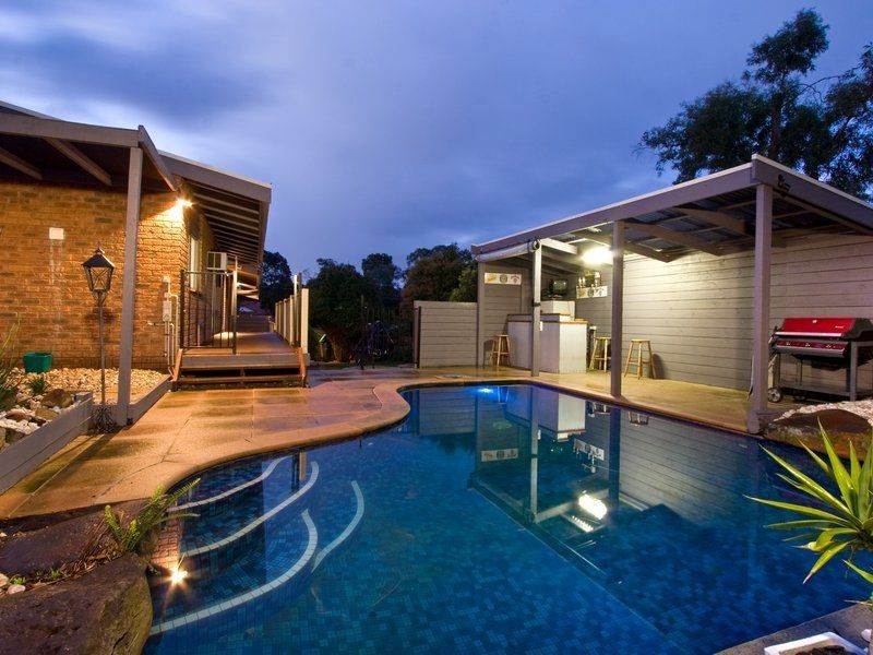 16 Larch St, Langwarrin VIC 3910
