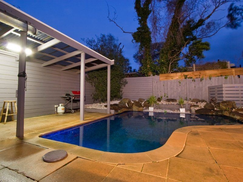 16 Larch St, Langwarrin VIC 3910