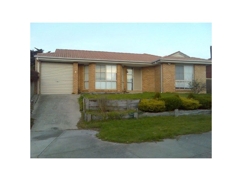 8 Beryl Court, Skye VIC 3977